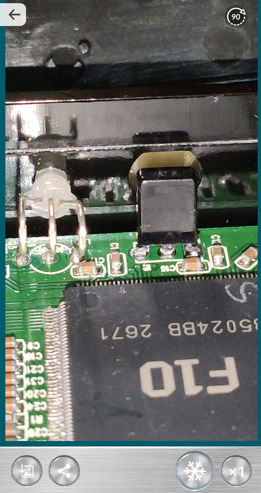 Screenshot_2021-10-12-22-31-22-562_mmapps.mobile.magnifier_01.jpg