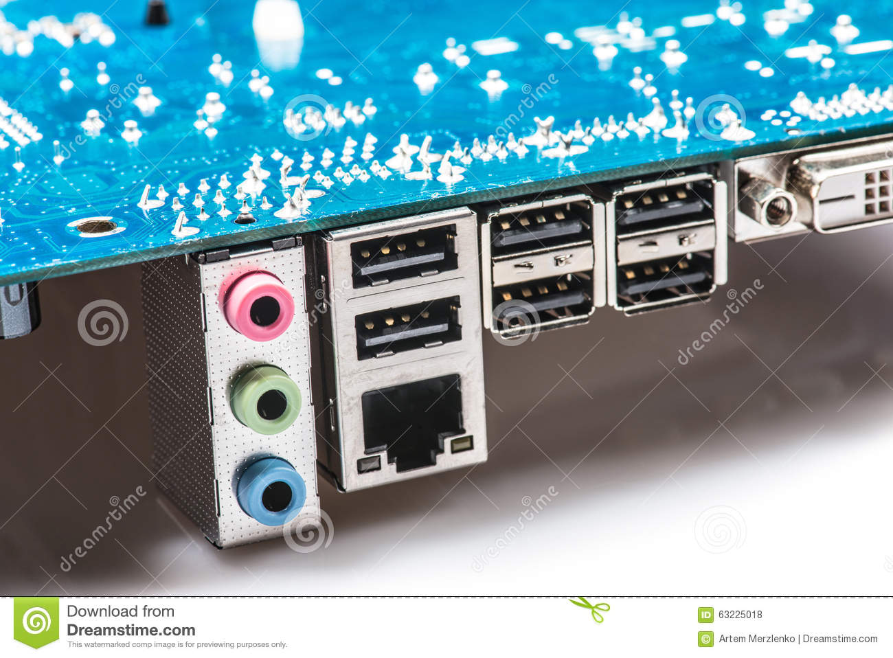 ain-board-audio-sockets-shallow-dof-white-63225018.jpg