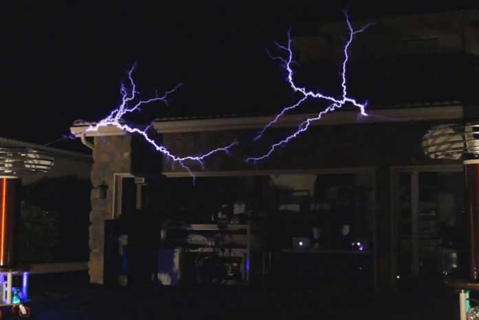 elektrik-akimi-nedir-696x465[1].jpg