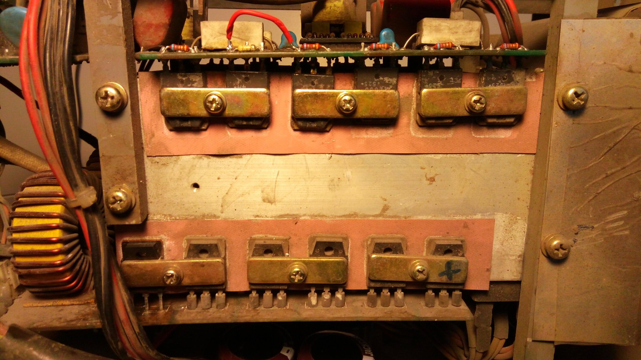 57302